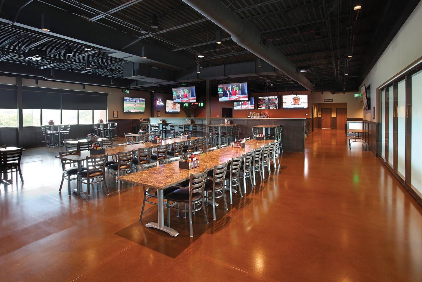 New Tom’s Drive-In / Holidays Pub & Grill Now Open