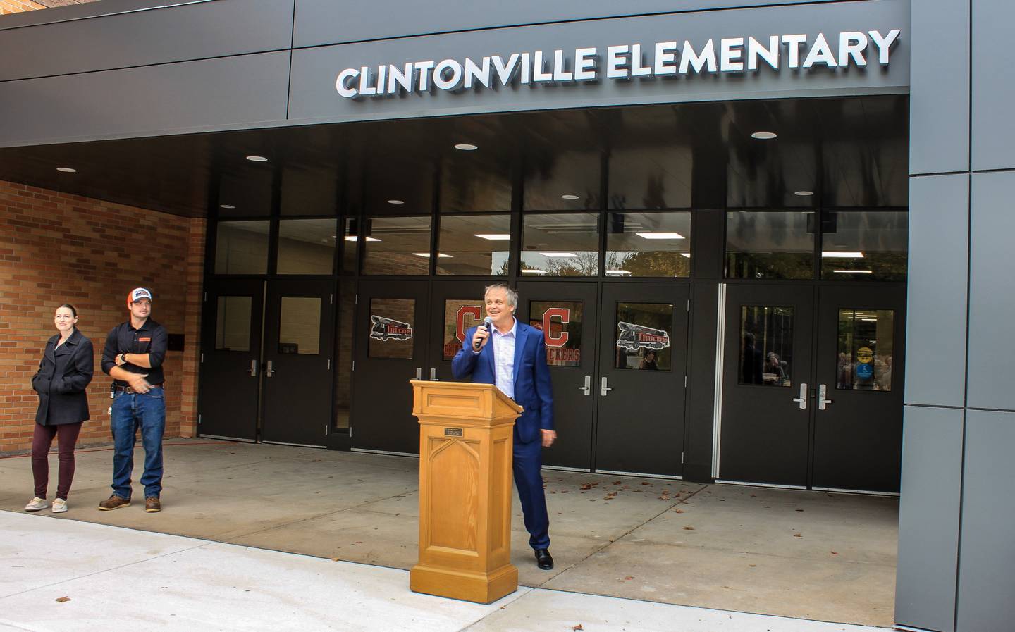 Clintonville Public School District Unveils New Elementary School