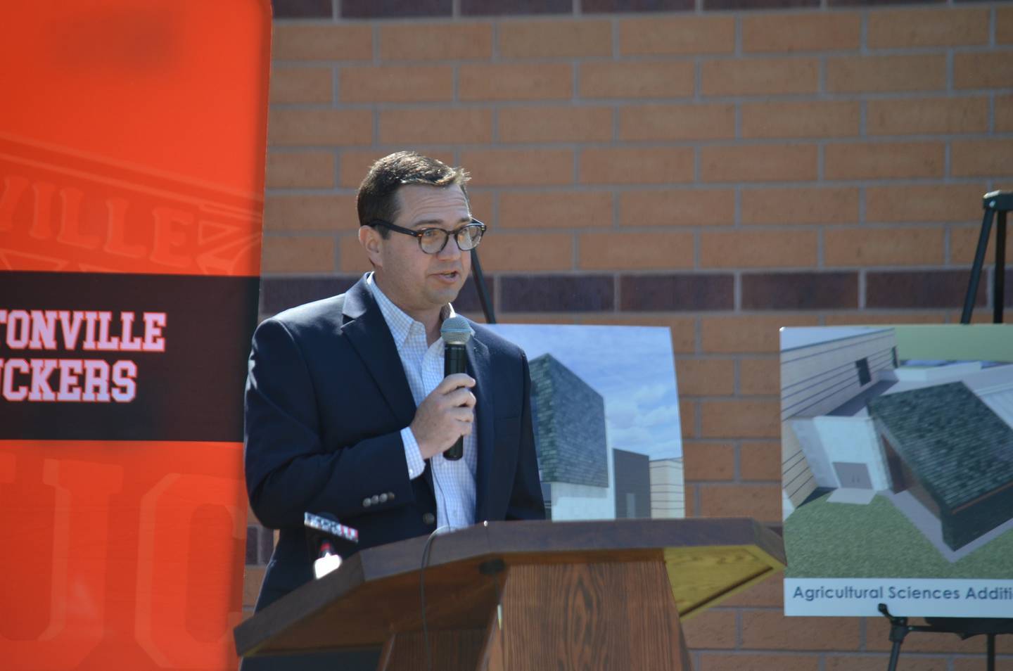 Clintonville Public School District Breaks Ground